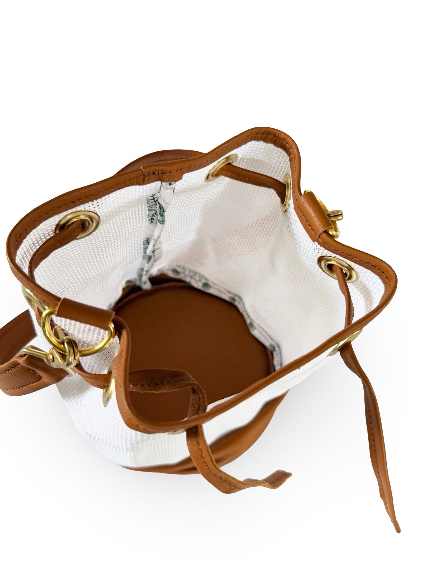 Mini Needlepoint Leather Bucket Bag Self Finishing